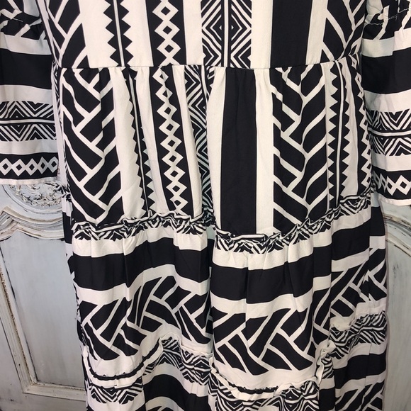 Wayward Fancies eShakti Black and White Graphic Print Babydoll Styling Dress - Picture 10 of 14